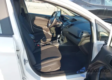 2019 Ford Fiesta Se z USA, uszkodzony, nr VIN 3FADP4BJ8KM153287